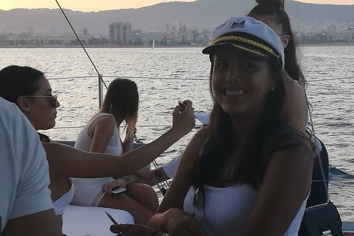 Authentic Barcelona Sailing Tour with Swim & Drinks