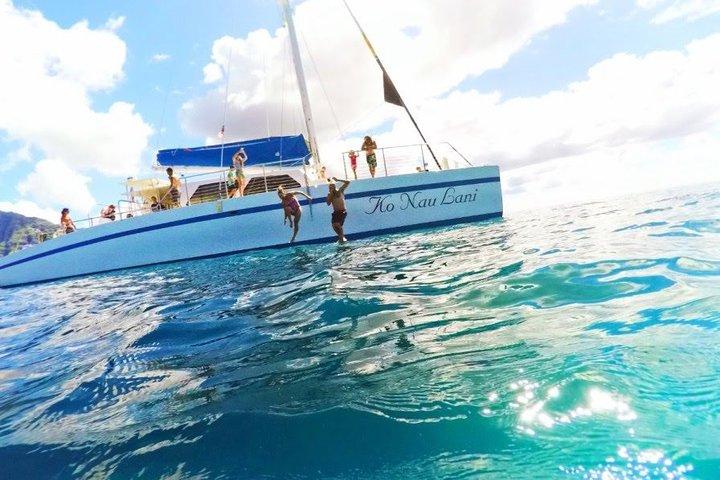 The best tour to Isla Mujeres Catamaran, open bar& lunch included