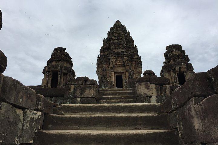 Half Day Private Tour: Rolous Group ( Bakong, Preah Ko & Lolei )