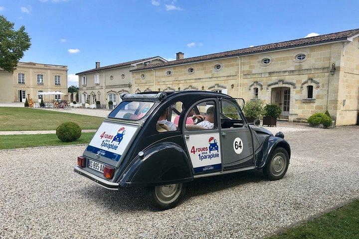 Private Médoc 4.5 hours Wine Tour in a Citroën 2CV from Bordeaux
