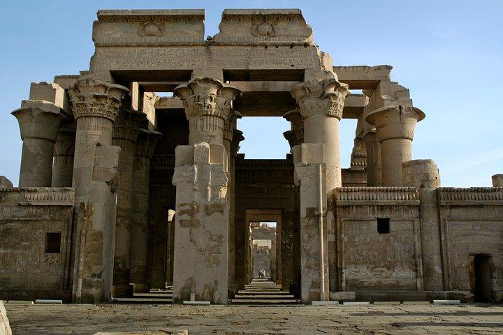 10 Days Cairo and Nile Cruise Christmas Holiday Package