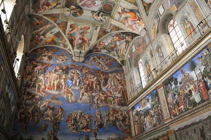 Vatican and Sistine Chapel at Night Private Tour, Top-Rated Guide