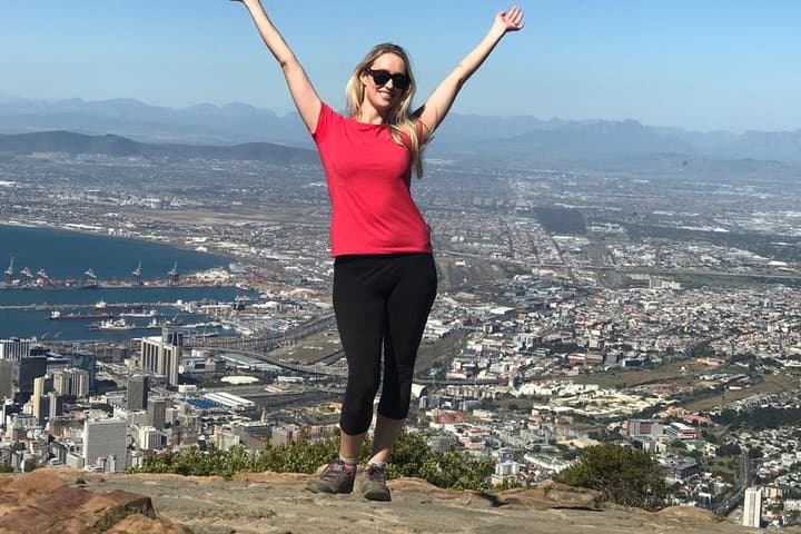 Experience views of Cape Town with Robben Island &Table Mountain full day tour