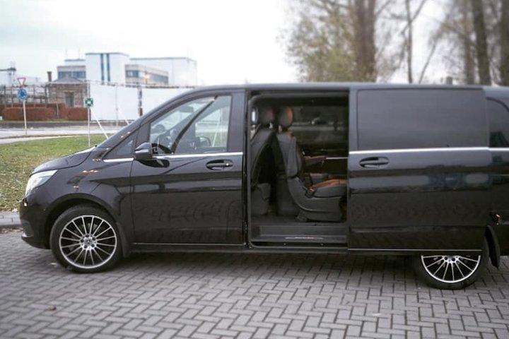 Shuttle transfer Brussels Gare du Midi  Paris (1 to 8 PLACES)