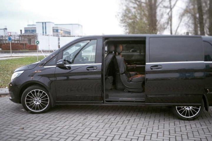 Brussels Shuttle Transfer Antwerp (1 to 8 PLACES)