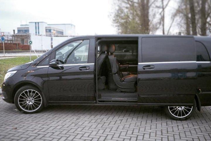 Brussels Airport Shuttle Transfer  Bruges (1 to 8 PLACES)