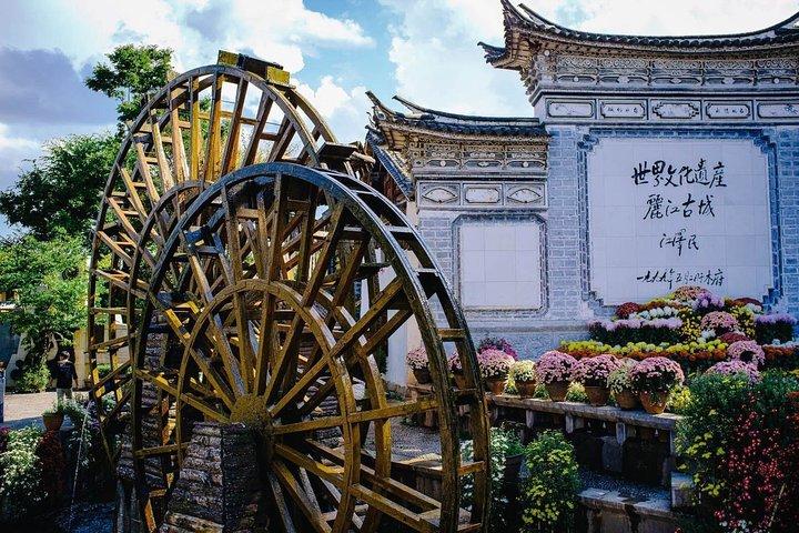 Lijiang Private Day Tour to Jade Dragon Snow Mountain, Impressions Show and More