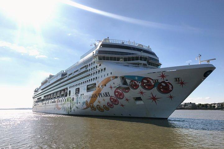 Private transfers to/from London Tilbury Cruise Port and London Gatwick Airport