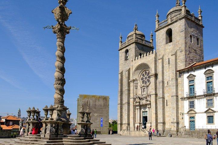 Porto and its charms - Tour from Lisbon