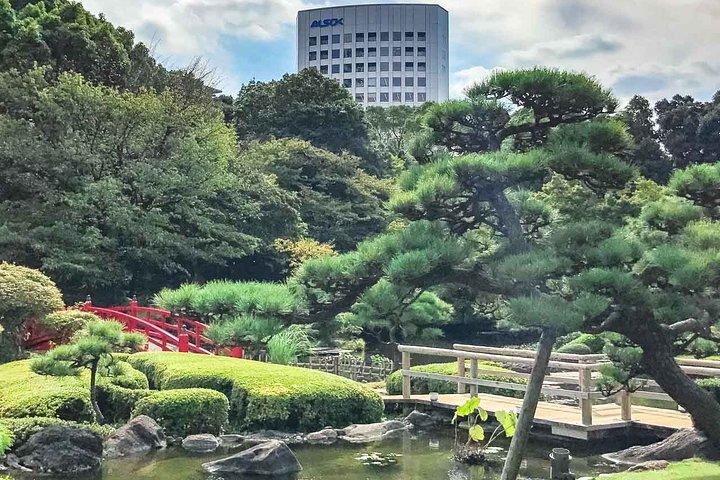 Japanese Garden & Western Architecture: Akasaka exploration tour