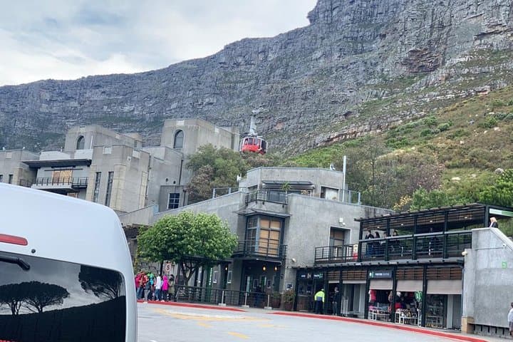 Table Mountain and Cape City Center Guided Tour.