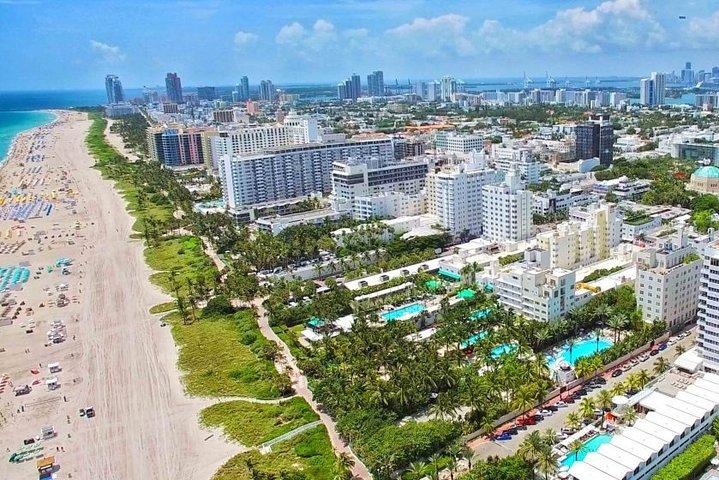 The Official Miami City Tour Small Group Experience with Pickup