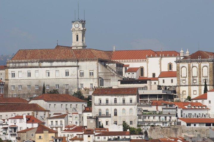 Private Transfer Lisbon-Porto with 2 (two) visits
