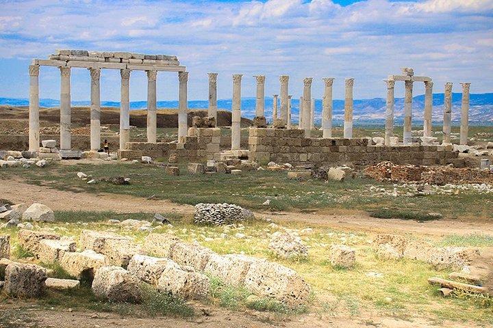 Private Transfer From Izmir Airport to Pamukkale