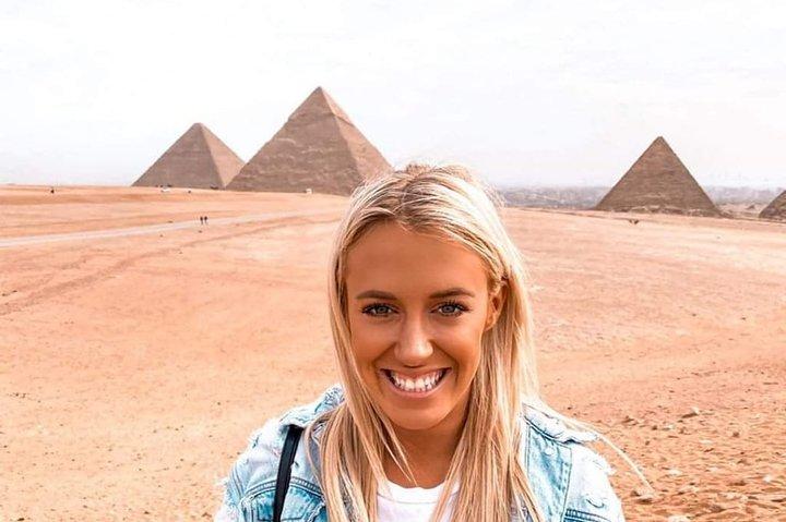 Cairo Stopover Tour to Pyramids, Egyptian Museum & Old Cairo