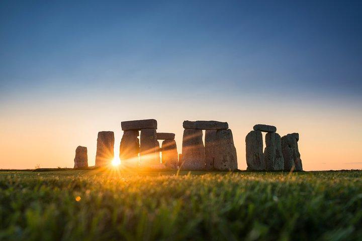 Stonehenge Half-Day Tour from London with Admission