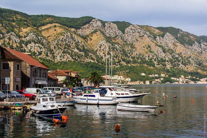 Private Full Day Tour to Montenegro from Dubrovnik with Hotel pick-up
