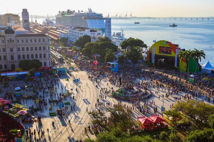 Private Transfer: Airport to Cruise Terminal with Sightseeing