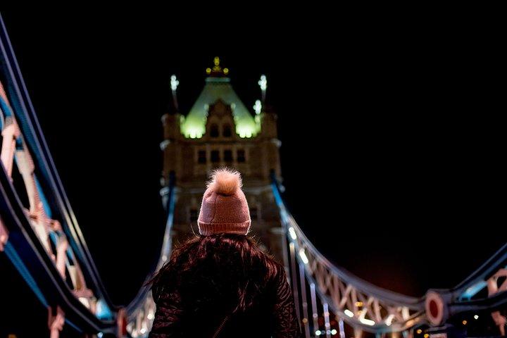 London Christmas Eve Illuminations Guided Tour by Night
