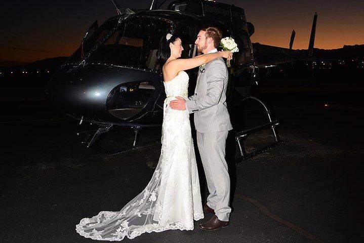 Las Vegas Night Flight Helicopter Wedding Ceremony