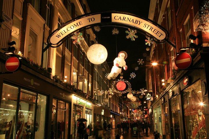 London Christmas Eve With 3 Course Dinner and Midnight Mass
