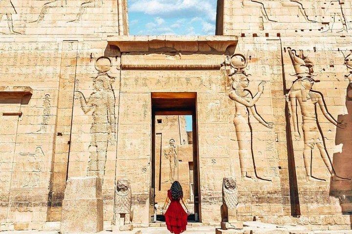 From Cairo: Private Day Trip to Luxor w/ Transfer