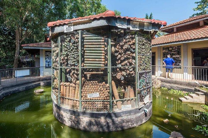 Sacred River & Timeless Temples: Kbal Spean and Banteay Srei Tour