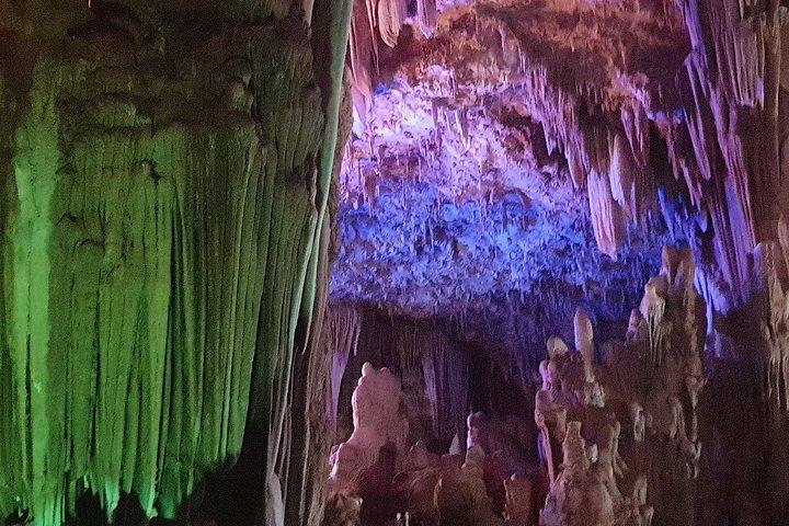 Full Day Tour Pacitan-East java departure from Yogyakarta:Beaches,cave,and River