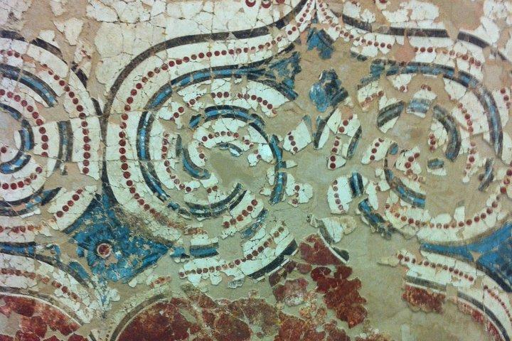 Akrotiri by a licensed guide