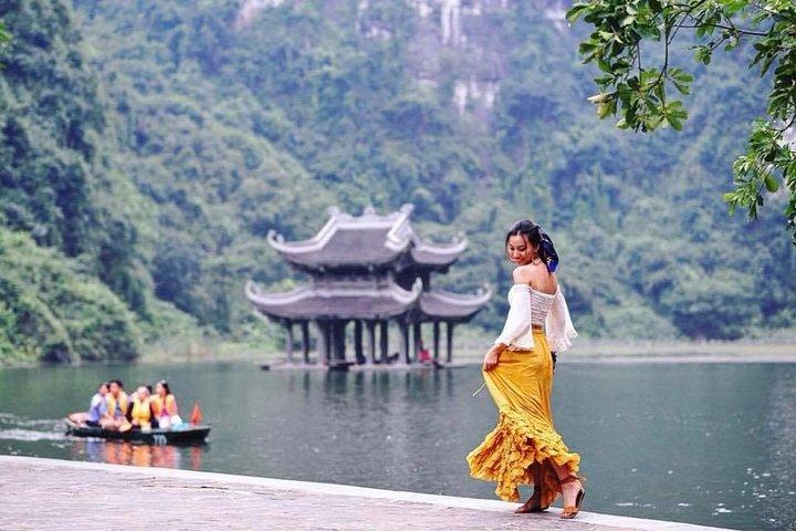 2-day Ninh Binh: Bai Dinh - Trang An & Cuc Phuong National Park