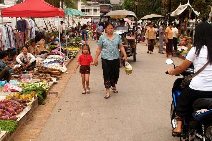 Luang Prabang Early Morning Alms Giving and Wet Market