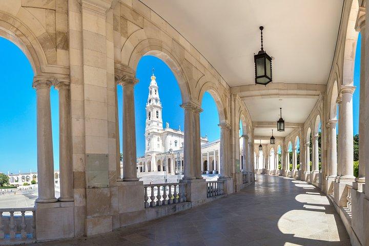Fátima Private Tour And Batalha Nazaré & Óbidos