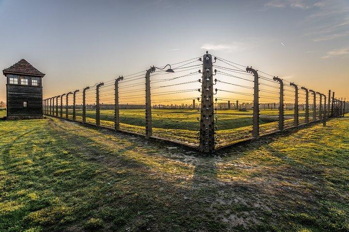 Guided Tour Krakow to Auschwitz-Birkenau with pickup options