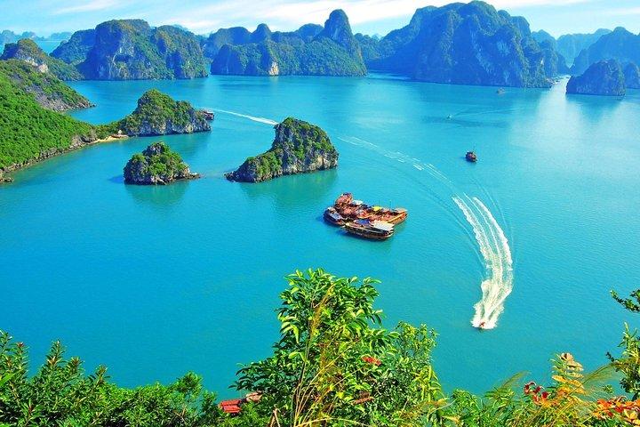 2-day Halong bay private boat trip and Yen Duc village in Dong Trieu