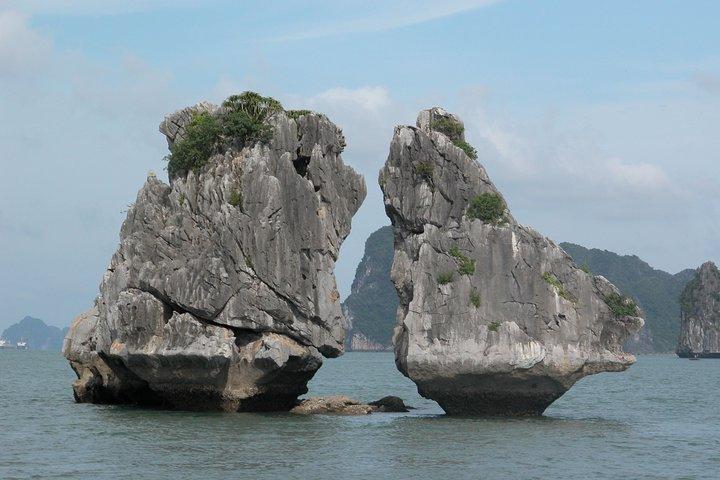 2-day Halong bay private boat trip and Yen Duc village in Dong Trieu