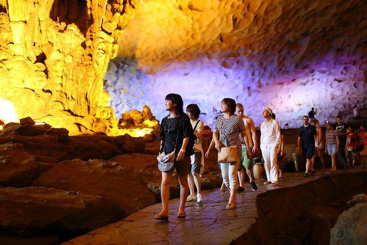 1-day Halong Bay Cruise private tour from Hanoi