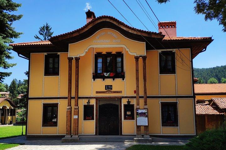 Private 2 in 1 Tour: Koprivshtitsa & Plovdiv from Sofia
