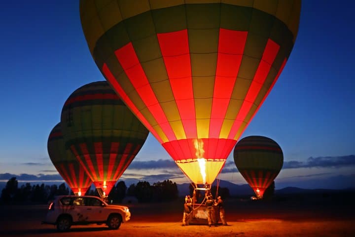 Balloon Escape – Transfer, Breakfast & Calligraphy Certificate