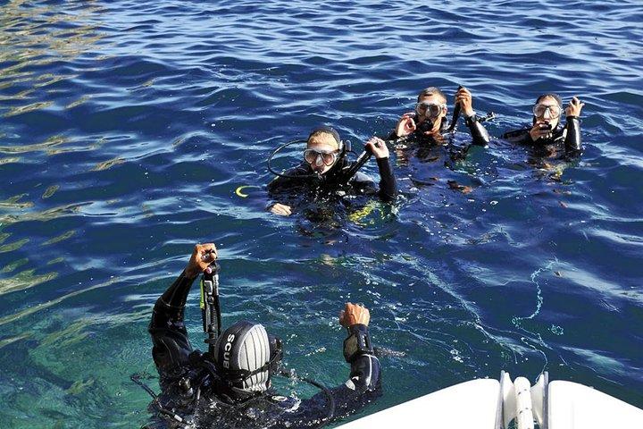 Exciting PADI Discover Scuba Diving Experience Isola Bella Marine Park Taormina