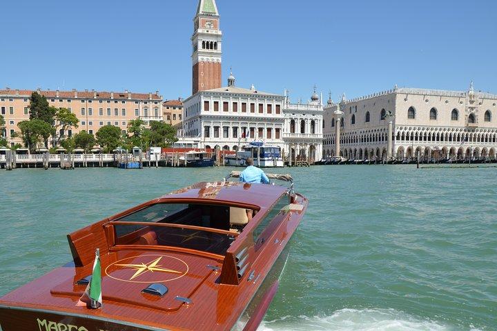 Venice S.Lucia Station to Venice Hotels or viceversa