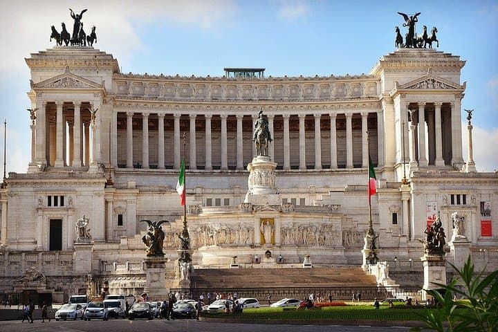 Private Italy Route: Best of Rome, Florence, Venice and Milan