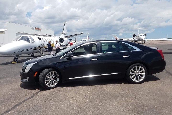 Private Sedan New York City Airport Arrival Transfer