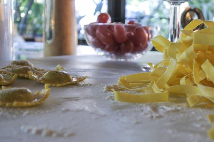 The Secrets to Learn Fresh Pasta and Tiramisù in a Glam Home