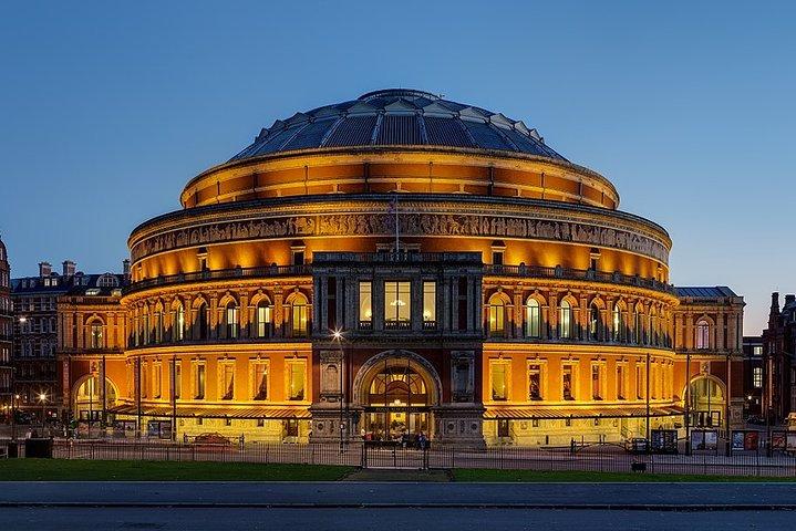 Full day London Private Tour by Executive Luxury Vehicle