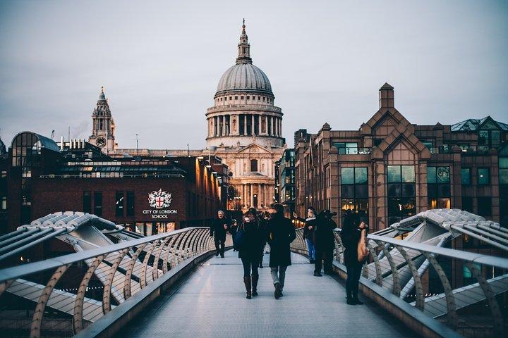 London Walks - 12 Self-Guided Audio Walking Tours