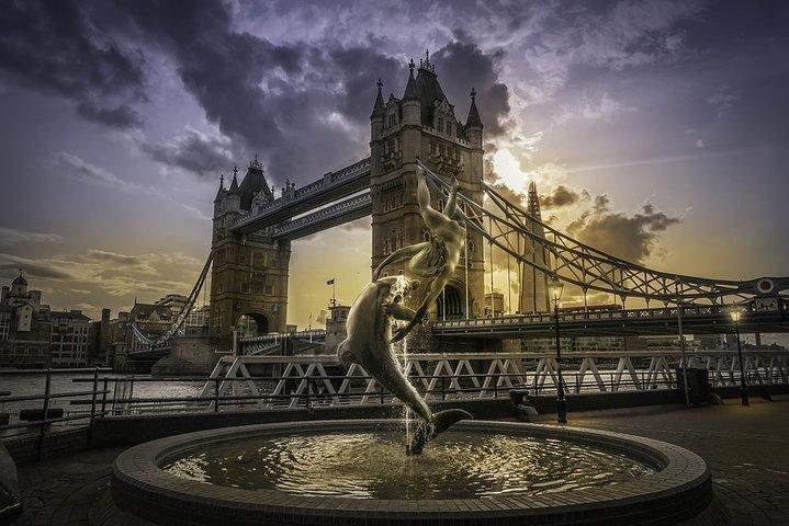 Harry Potter Tour in London The Magic Continues.in Executive luxury Vehicle