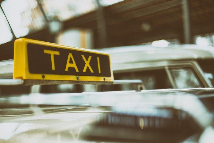 Private Taxi from Sri Lanka Airport (BIA-CMB) to Habarana Hotels