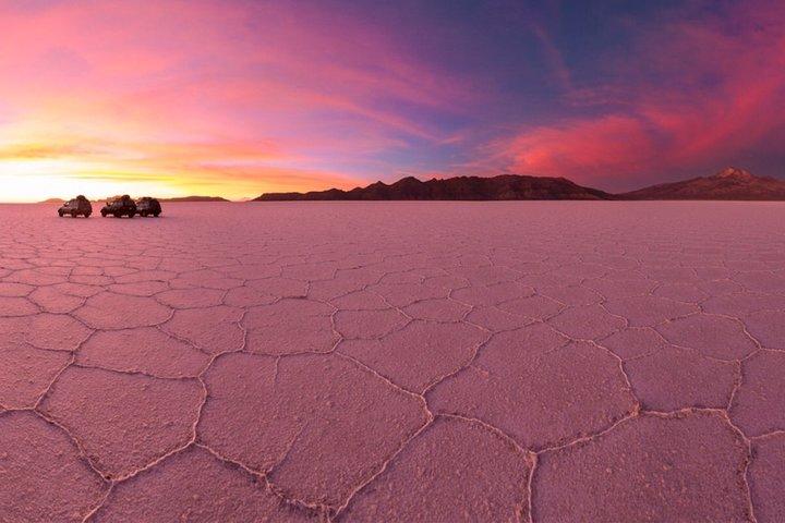 Uyuni Salt Flats - FULL DAY - La Paz - Uyuni - La Paz