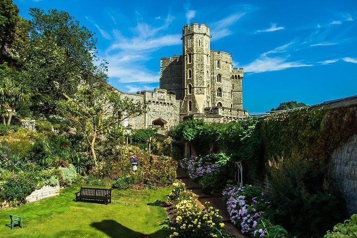 Layover Windsor Private Tour from LHR Including Passes