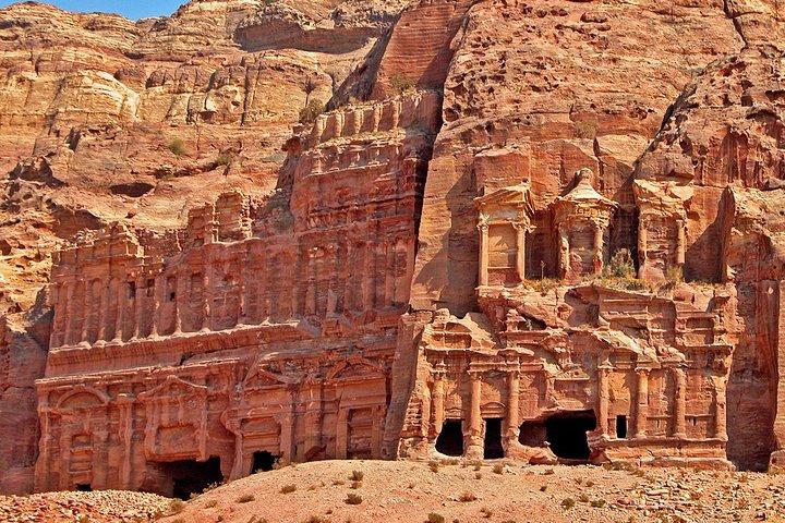 Private shore excursion to Petra from Aqaba cruise port